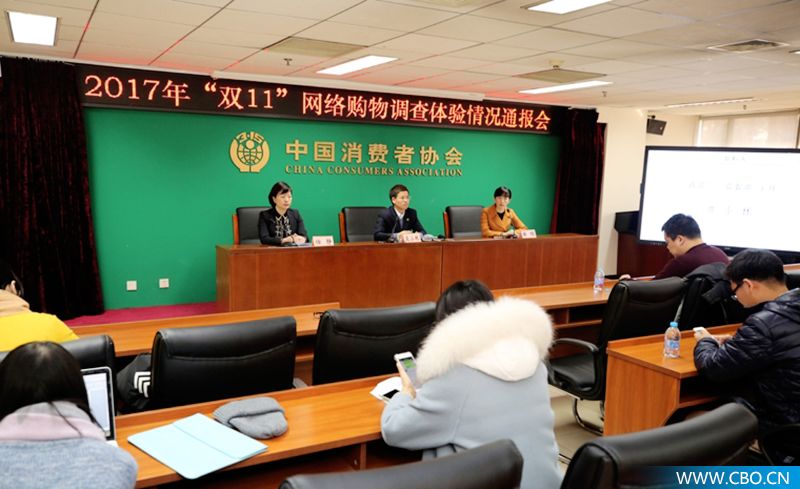 兰蔻和雅诗兰黛是真货吗,打假雅诗兰黛兰蔻