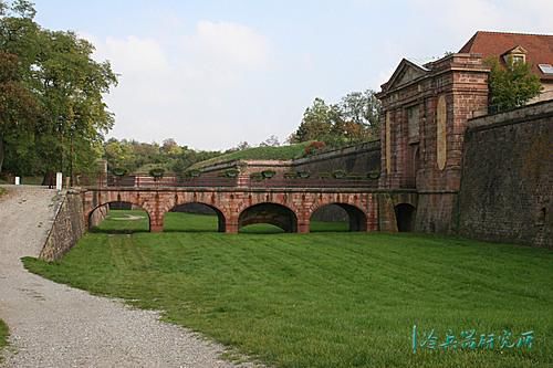 李云龙那套三百年前就玩过了!说说一辈子都在自相矛盾的沃邦元帅