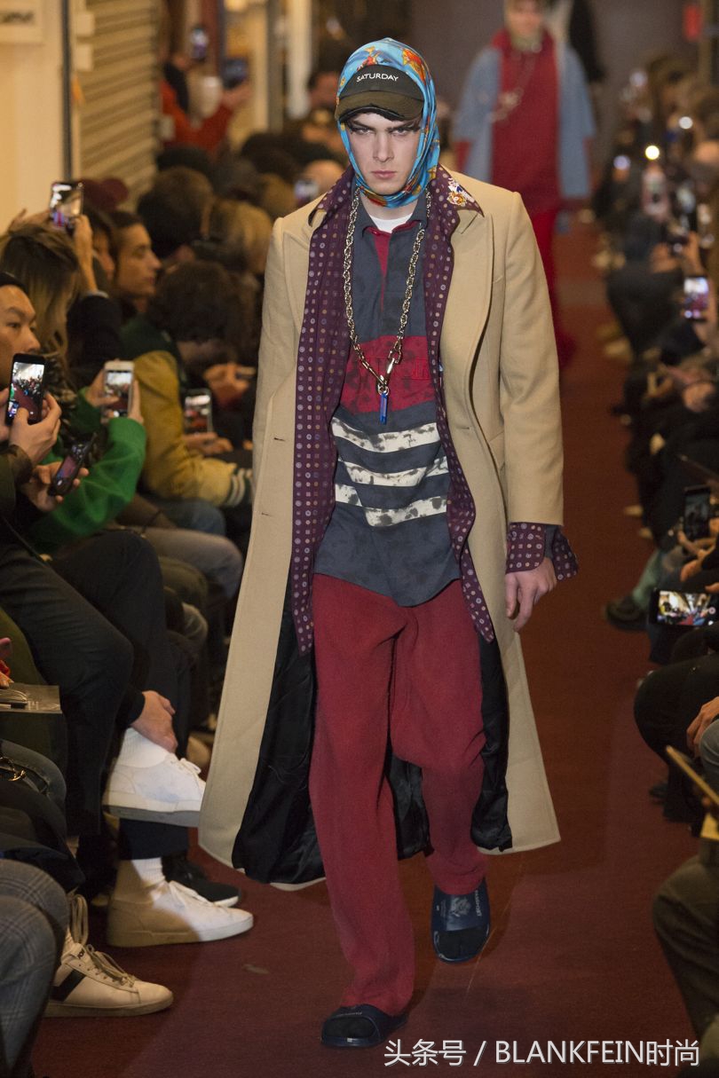 时装周eliesaab秀场,vetements男装发布会