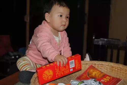 抓周是南方习俗还是北方习俗,小孩抓周仪式具体流程和习俗禁忌