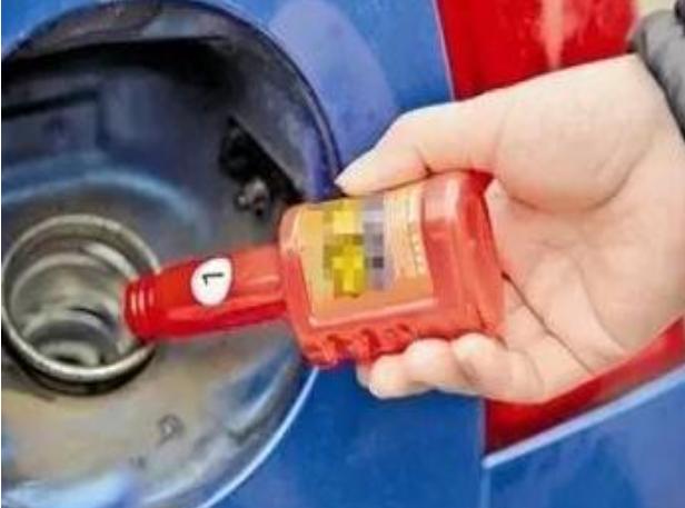 高速加油站骗人手法,交警提示加油站新骗局