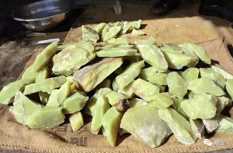 三千多的一口价黄金能卖多少,一千多的一口价黄金大概有多重