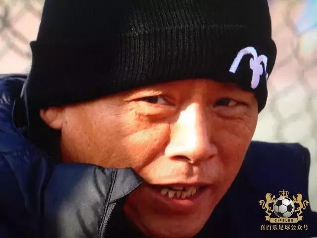 津门足球双百颂图片,津门足球双百颂签售会