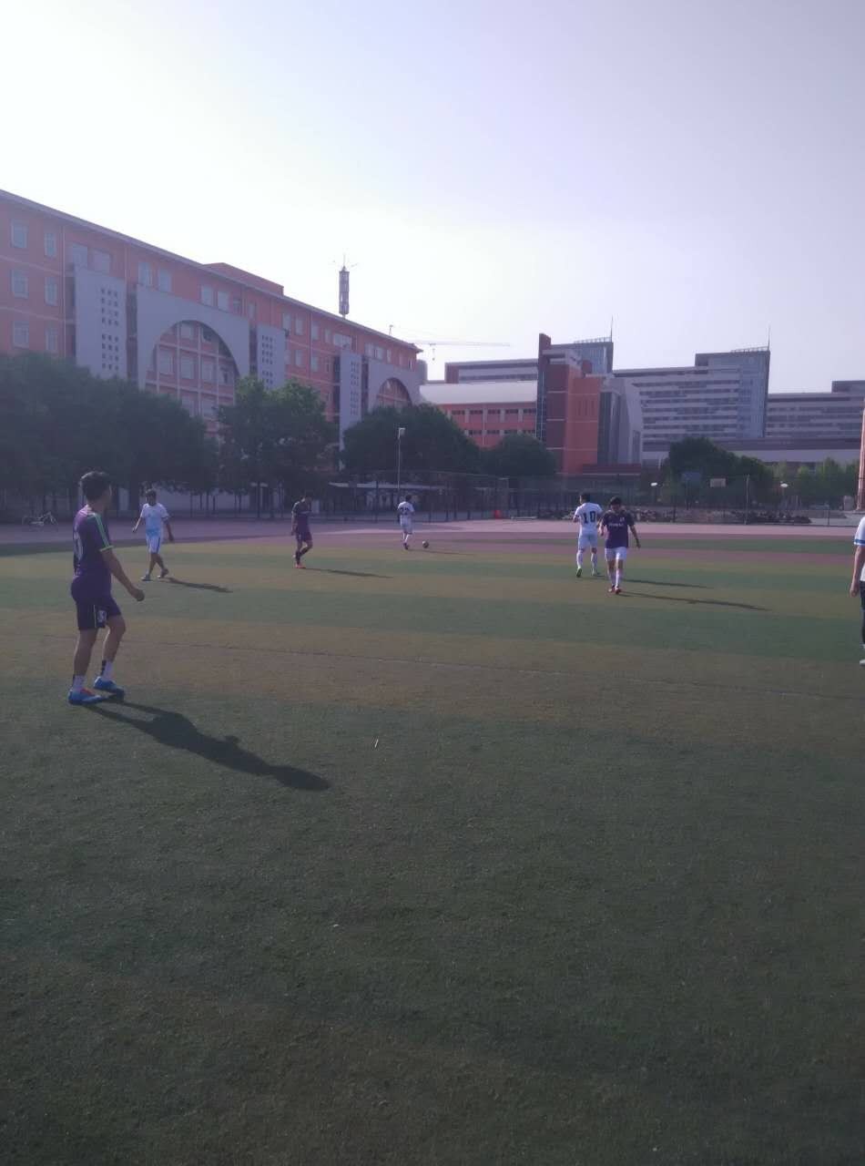 战报主场5-0,战报足球比赛