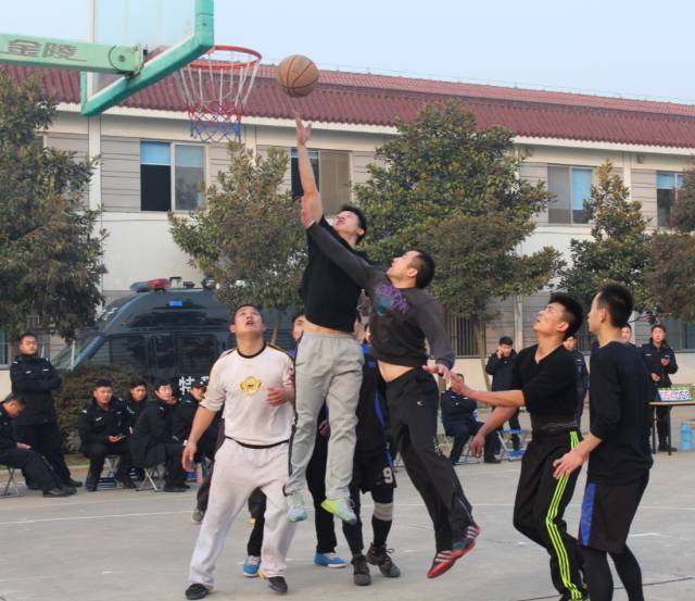 朝气蓬勃的公安尖刀部队：巡特警支队