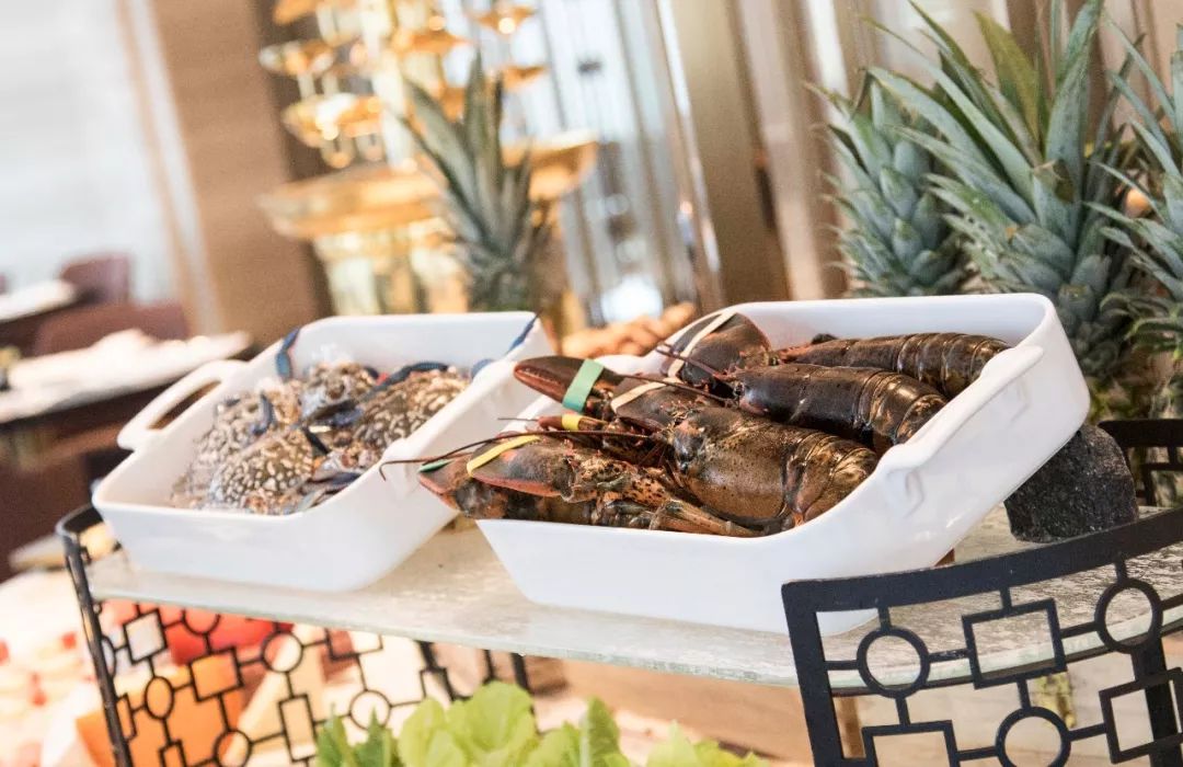 睡进220米高空上的云端酒店，玩转网红LINEFRIENDS乐园，新晋亲子游地标来袭！