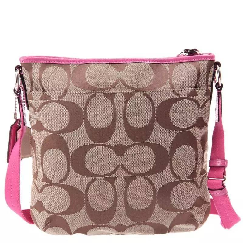 这个美国三线品牌，生生被中国人炒成了“国际大牌”！