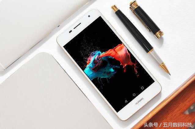 华为历代手机荣耀系列,华为手机荣耀系列最早的