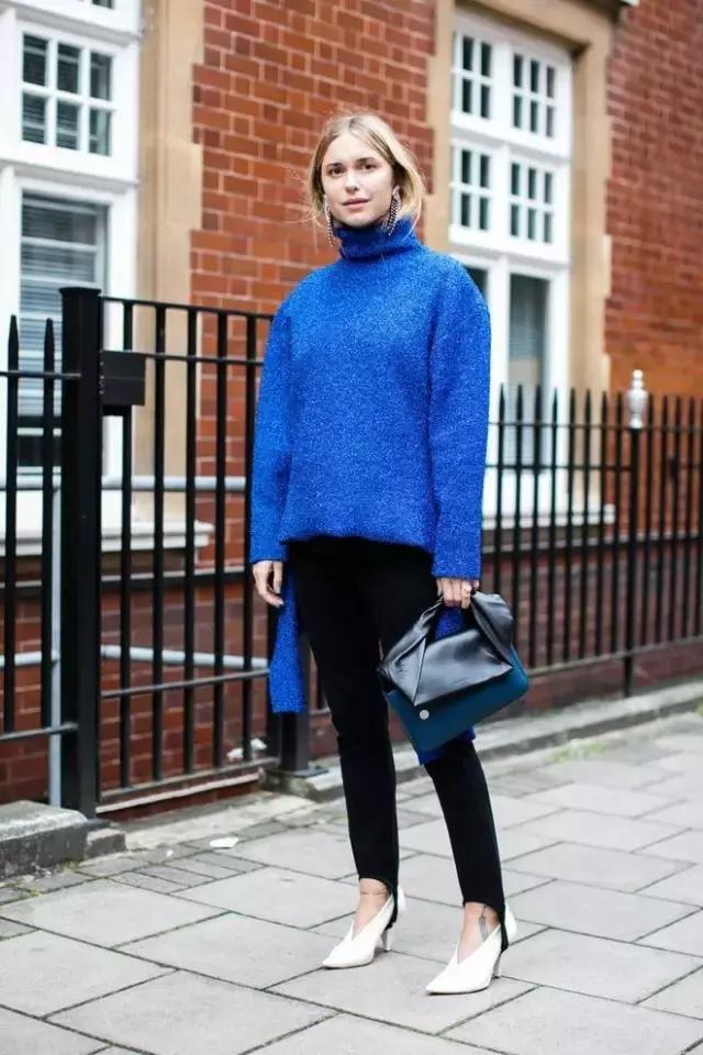 oversize微胖穿搭春季,这个春天一定要买条绿裤子