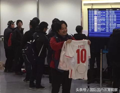 DG西装、rimowa旅行箱亚冠客场之旅派头十足天津权健受追捧！