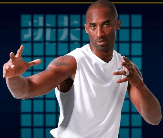 nba全明星赛欧文扣篮,全明星新秀赛欧文晃倒人