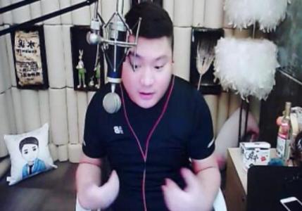 YY5大主播最新收入排名！利哥垫底，阿哲只能排第二！