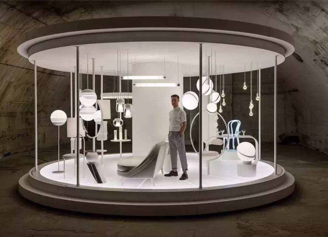 敢与吴彦祖PK的设计大神！42岁帅成“小鲜肉”，设计拿奖拿到手软