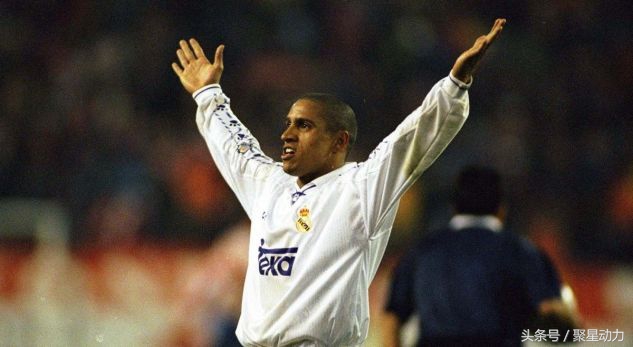 桑托斯22-23赛季妖星,桑托斯内马尔卡塞米罗