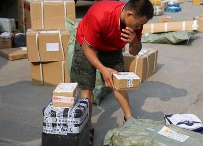 27岁刘某辞去快递工作，刷出惊人存款曝光