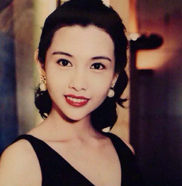 1000张网红脸，也比不上香港的盛世美颜！