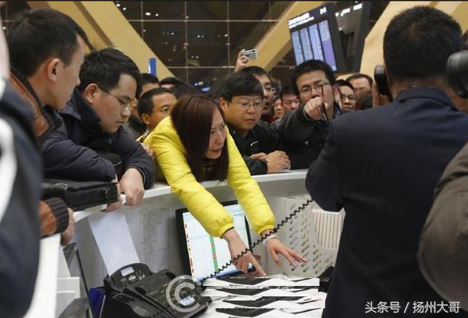 冬日乘飞机进*疆新**遇大雾,滞留银川机场一夜两天里遇到的有趣经历