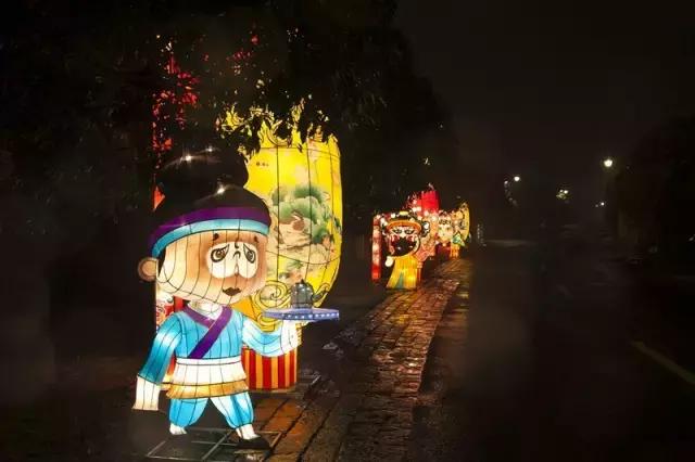 元宵节古镇逛一逛,古镇上的元宵节值得去玩嘛