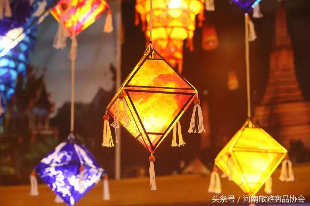 元宵节当天看灯会要门票吗,大年里的最后一场狂欢元宵灯会