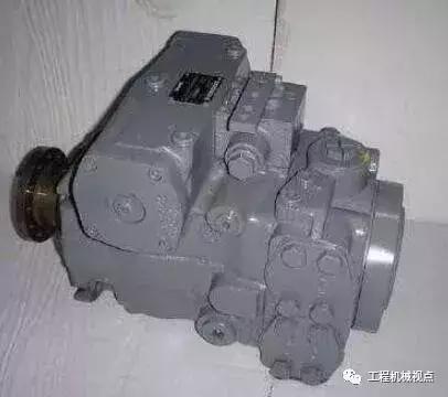 挖掘机液压泵不排空气会怎样,挖掘机液压泵回油量大怎么维修