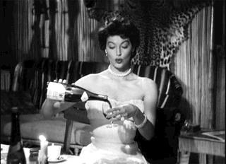 有几种人不适合喝红酒,十大不建议喝红酒