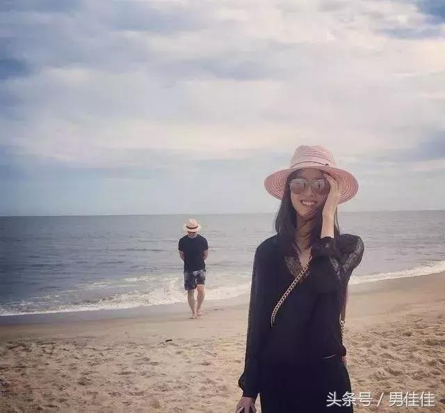 刘强东前女友目前在京东的职务,刘强东老婆年轻时的照片