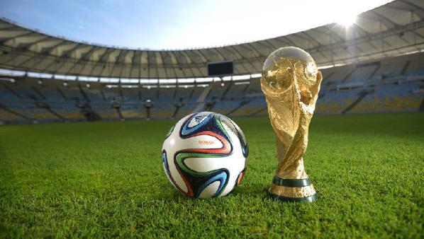 大力神杯并不是首座世界杯足球赛奖杯其杯座刻名只还能用五届