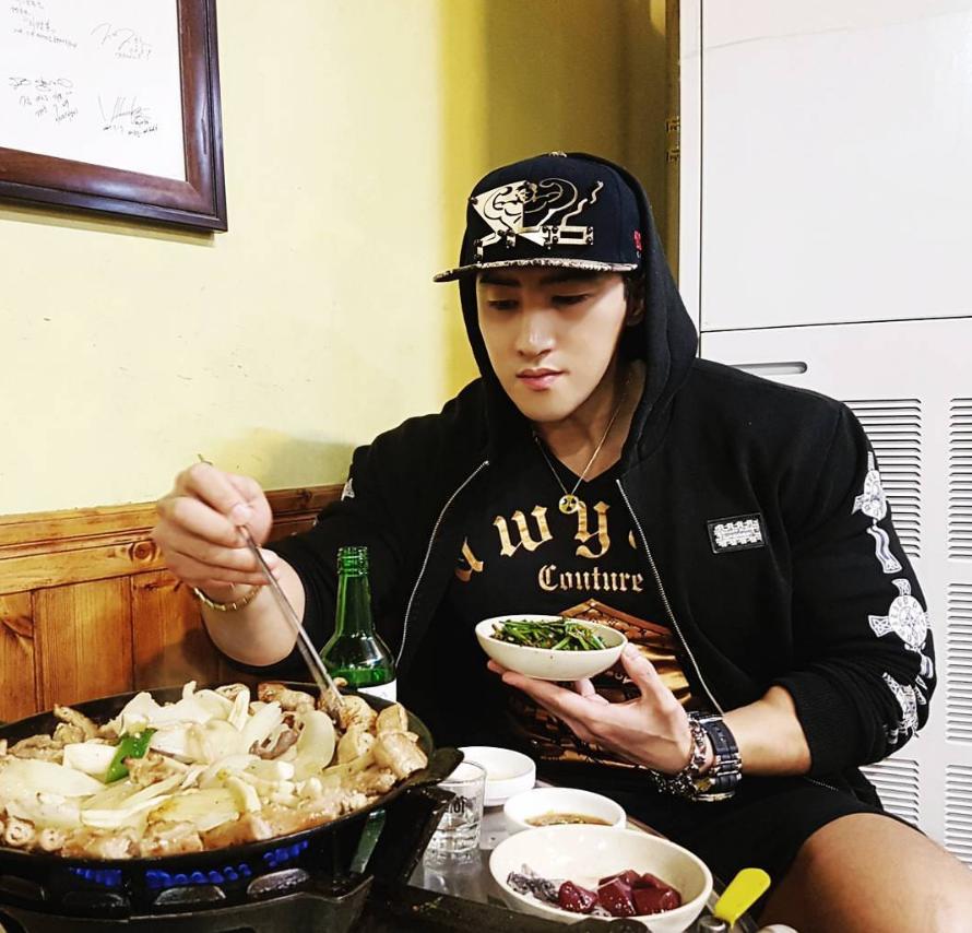 怎么瘦大腿和小腿变成筷子腿,12岁男孩如何瘦大腿和小腿