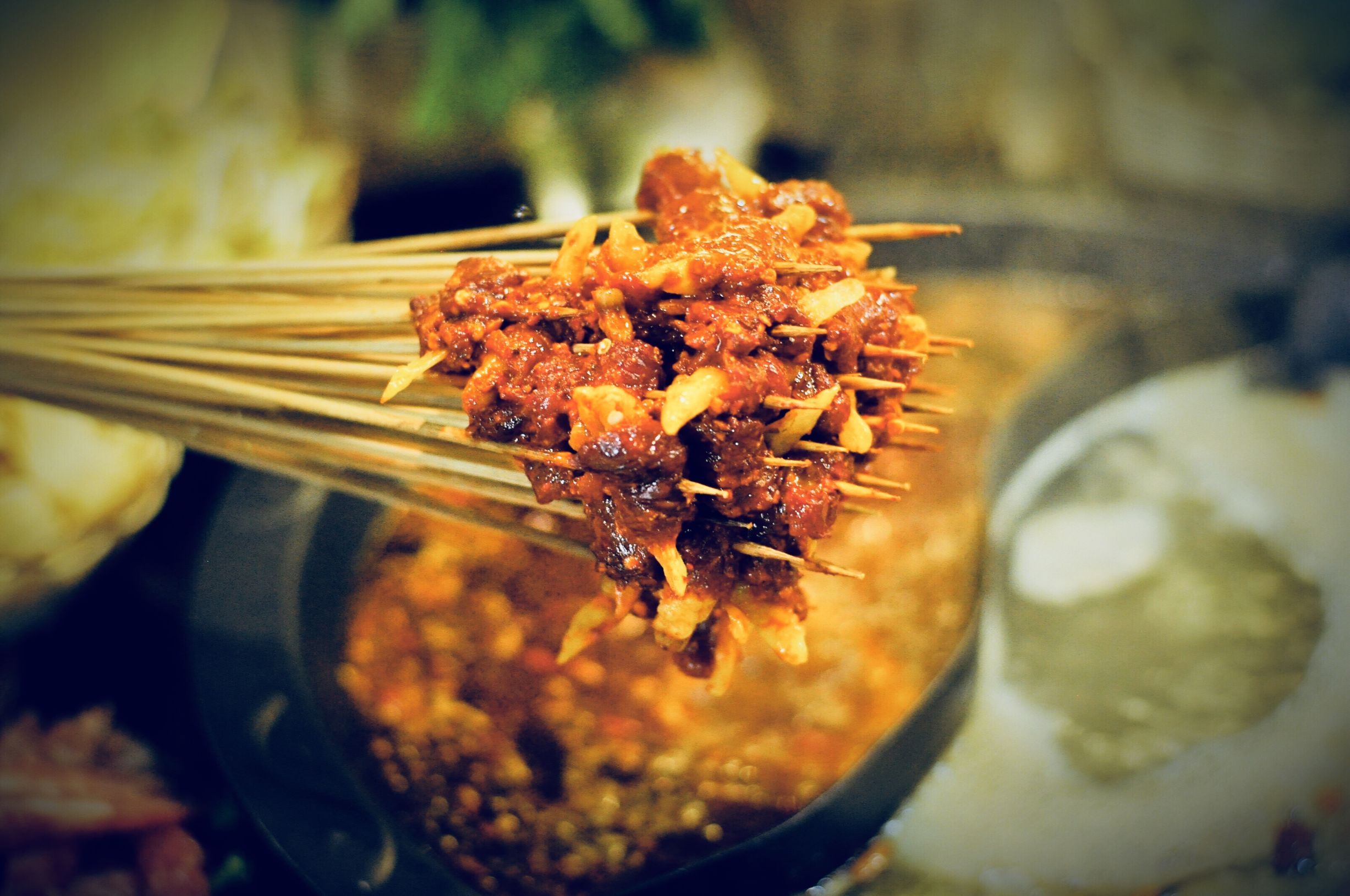 西安这家串串店火了,西安这家串串摊价格很实惠