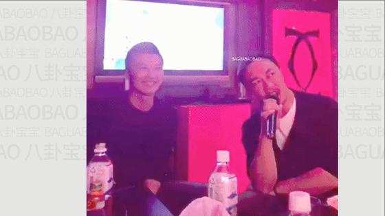 王菲谢霆锋复合后首次演出,王菲谢霆锋再曝甜蜜照