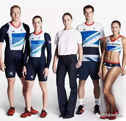 推荐几款适合学生党的挎包,推荐几款复古的小挎包