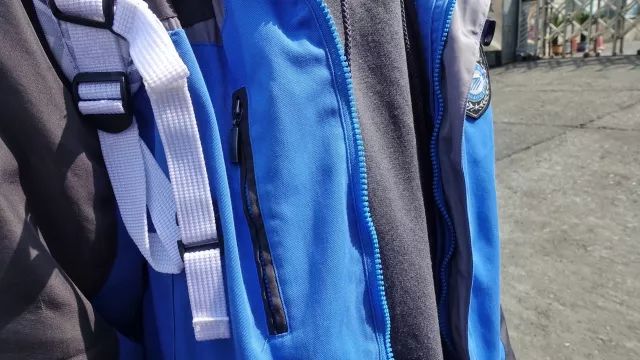 宜昌高中校服大全,宜昌哪个高中校服是红灰秋季校服