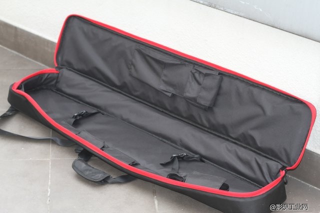 长颈鹿摇臂,印迹长颈鹿摇臂