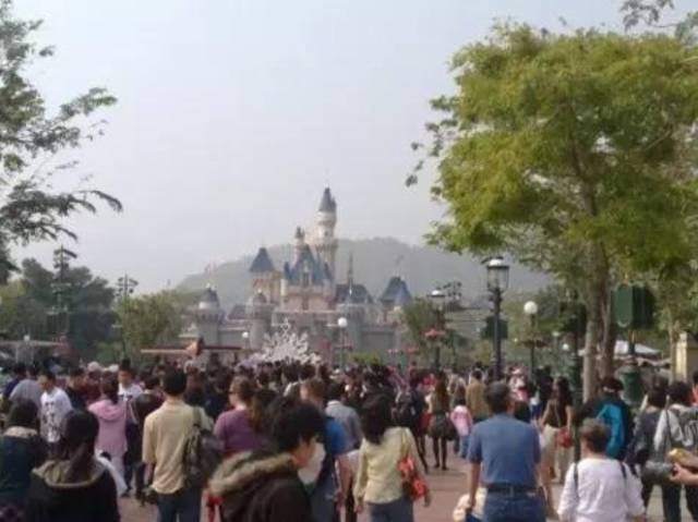 上海迪士尼一天亲身经历,迪士尼吓哭所有的孩子