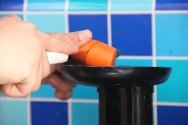 黄晓明来南京开店了？非常火爆还要任性的下午才营业！