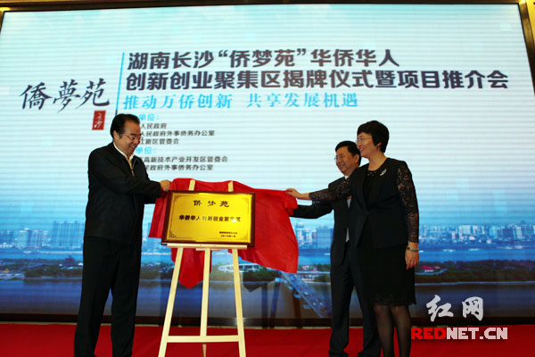 今日新闻每天5分钟了解天下事,每天三分钟知晓天下事新闻早餐