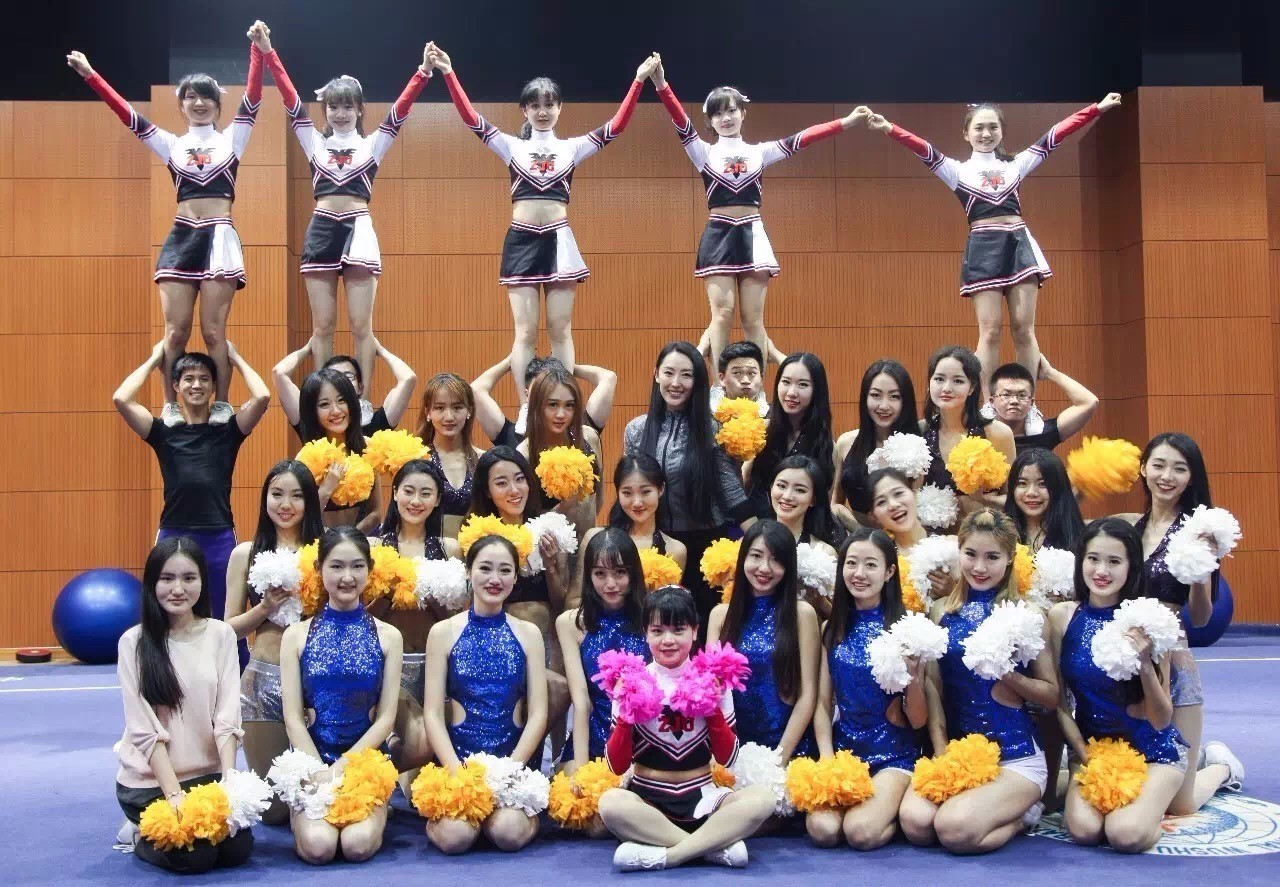 浙大最美啦啦队表演视频,浙江卫视浙大啦啦操队