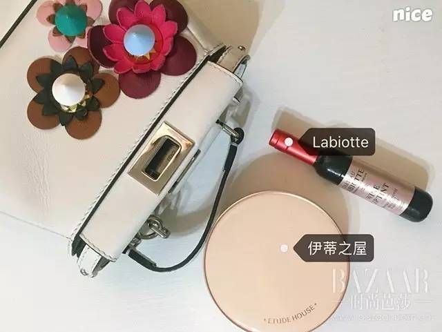 濂崇敓鍖呭寘閲屽繀澶囩殑mini褰╁,minibag鐧借壊