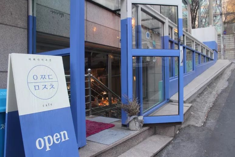 就连文艺女青年也找不到的史诗级咖啡店，因为它们真的藏在角落里