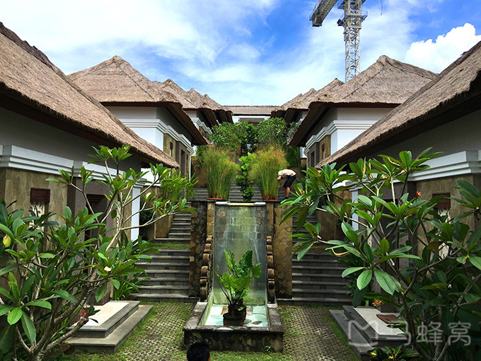 三亚普吉岛巴厘岛鼓浪屿蜜月对比,3500玩转旅拍蜜月圣地巴厘岛