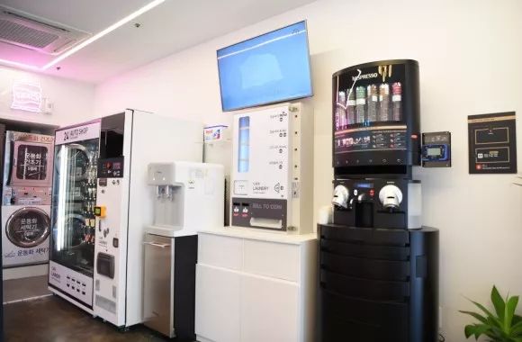 就连文艺女青年也找不到的史诗级咖啡店，因为它们真的藏在角落里