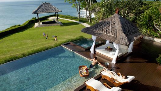 三亚普吉岛巴厘岛鼓浪屿蜜月对比,3500玩转旅拍蜜月圣地巴厘岛