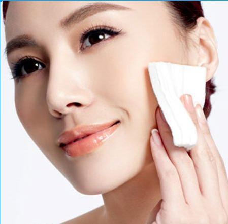 为什么用了爽肤水爆痘,为什么用爽肤水越来越干