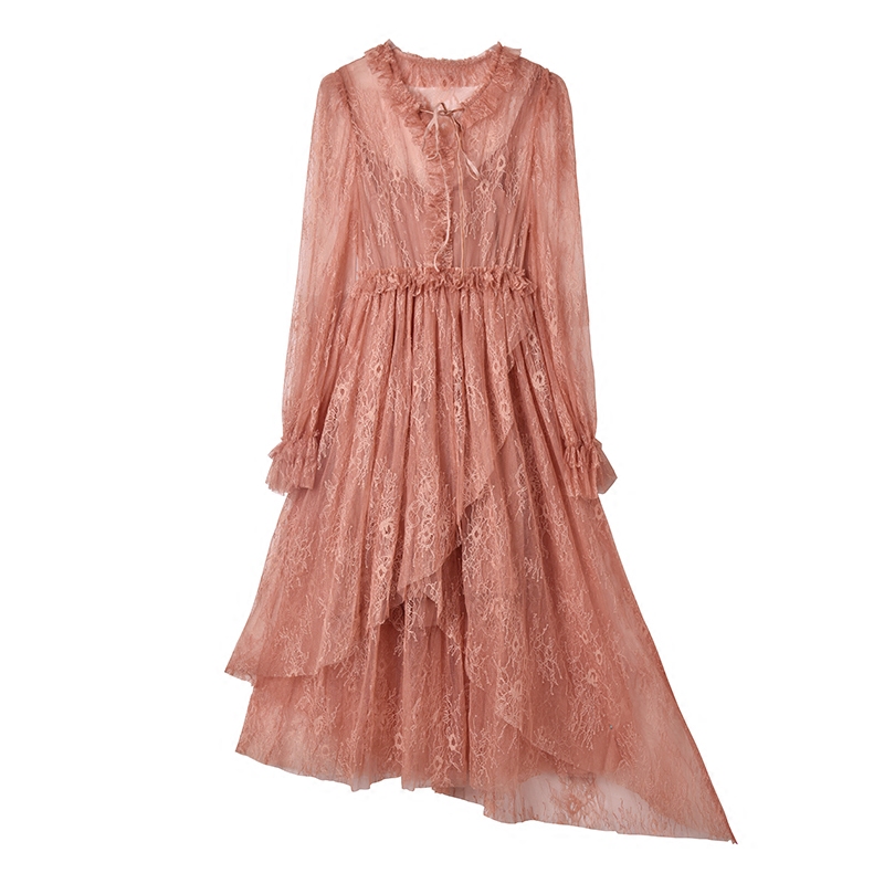 清新连衣裙英文,浪漫荷叶边美裙摇曳出万种风情