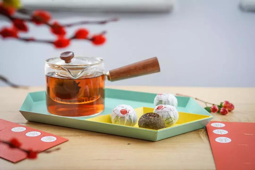 喝水选择自己喜欢的杯子,选择喝水的杯子