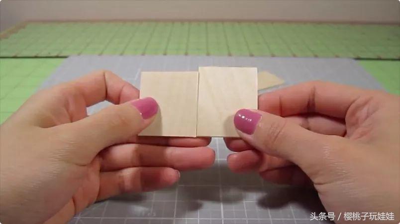 自制60厘米芭比娃娃的床头柜,给芭比娃娃做床又简单又好看