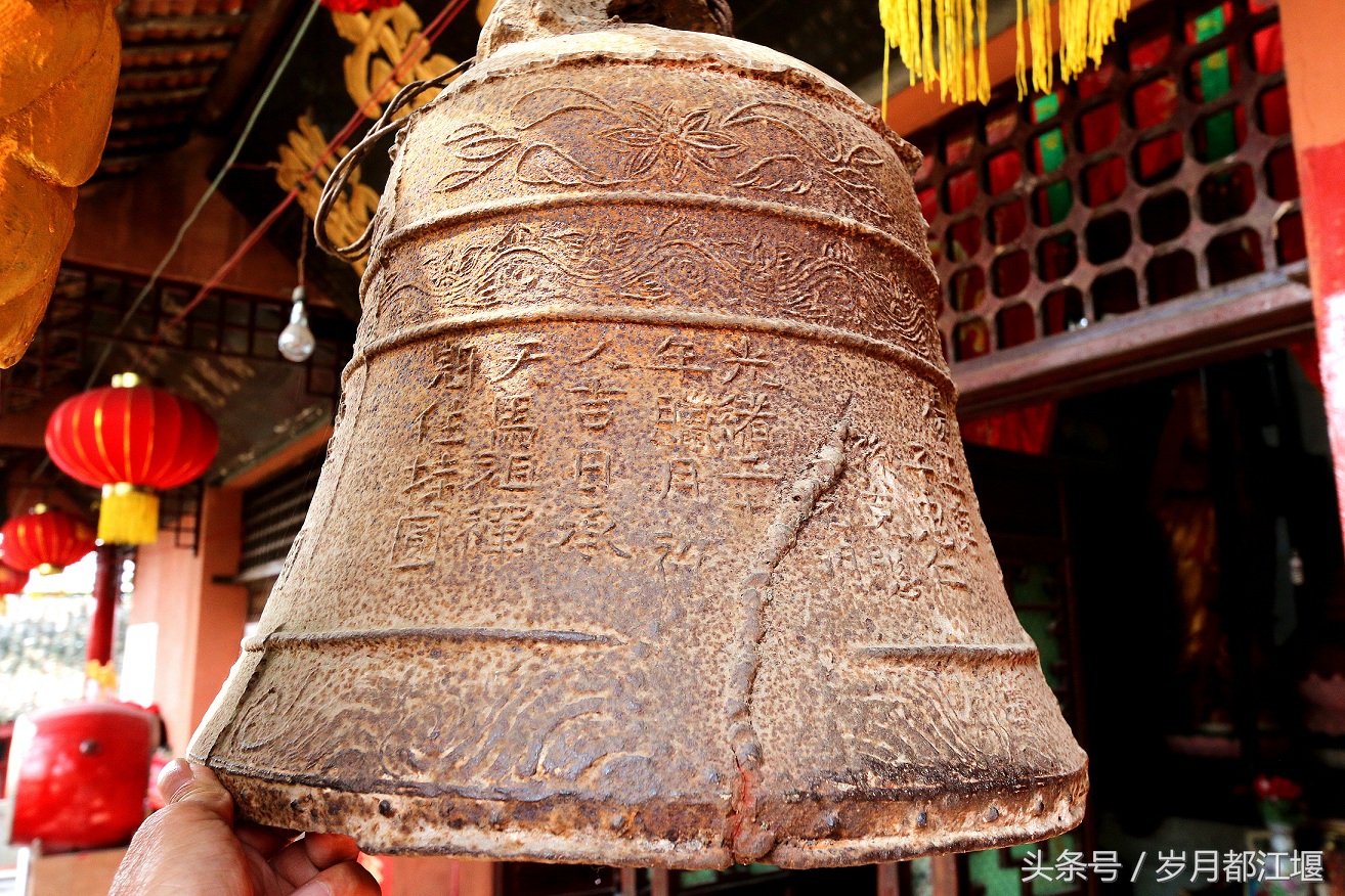 都江堰古城墙为什么修,都江堰历史上大改建