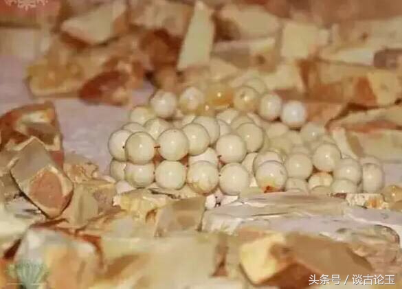 上亿年的琥珀值多少钱,三个价值上亿的琥珀