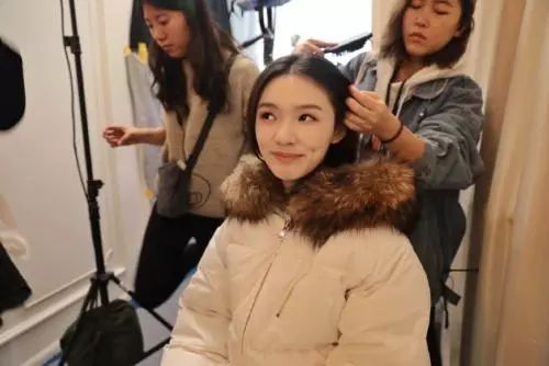 林允平价美妆品,林允直播化妆小红书