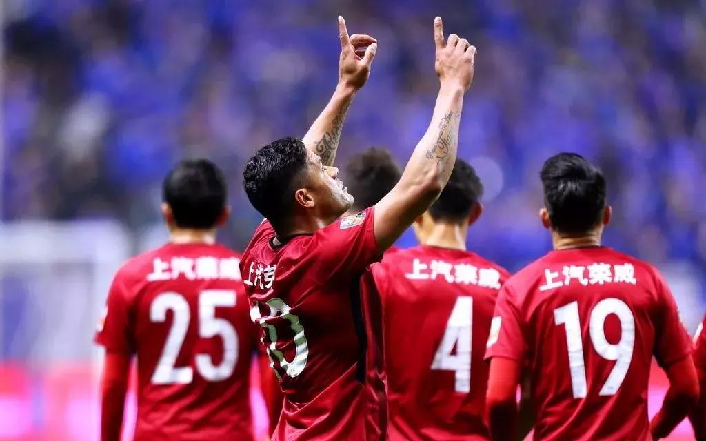 昨夜今晨两球获胜成为流行,C罗神童扎球王纷纷入戏!